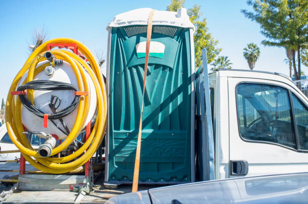 Best Porta potty rental near me  in Apple Valley, CA