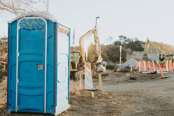 Best Porta potty delivery and setup  in Apple Valley, CA